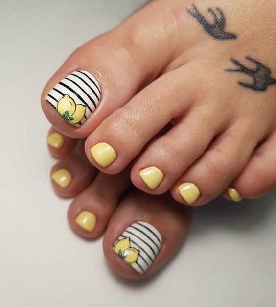 Summer 2024 Toe Nail Trends: Vibrant Colors & Playful Designs