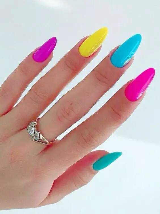Discover Spring Rainbow Nails 2024: Bold Trends & Pastel Dreams