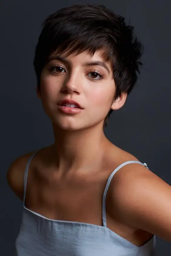 Chic Pixie Cuts for Round Faces: Find Your Perfect Style