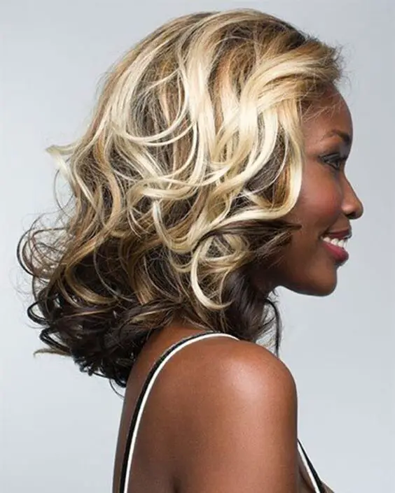 Trendy Long Hairstyles for Women Over 40 - Embrace Ageless Elegance Now