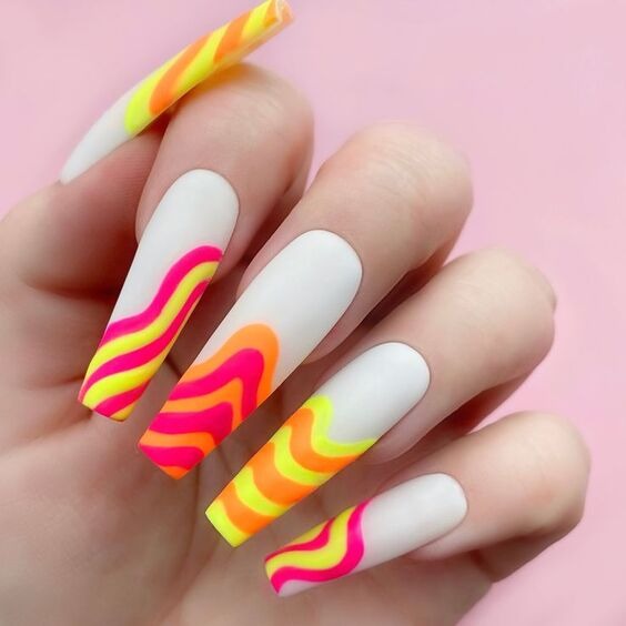 18 Ideas Summer Acrylic Nails: Dazzle with Neon & Pastel Colors in 2024