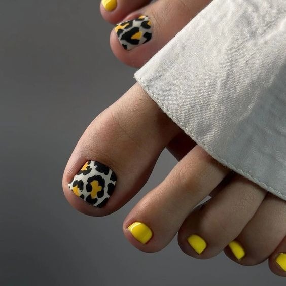 18 Ideas Stunning 2024 Summer Toe Nail Designs – Trendy Pedicure Inspirations