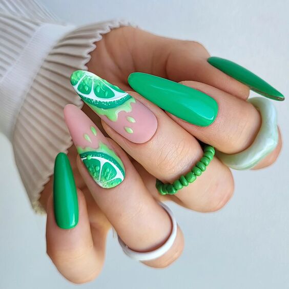 20 Elegant Simple Summer Nails: Chic Almond, Short Gel & Sparkling Designs