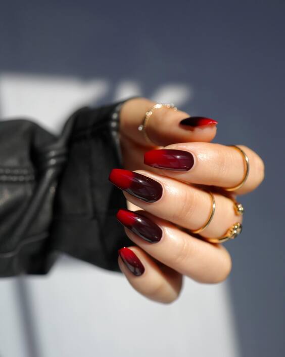 21 Trendy Burgundy Fall Nails: Elegant & Playful Designs for 2024