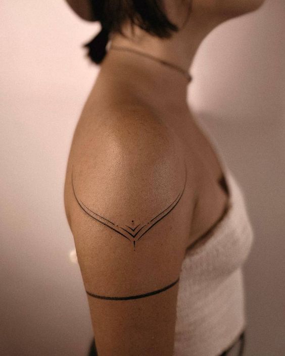 23 Ideas for Upper Arm Tattoos for Women: Inspiring Designs for Your Next Ink