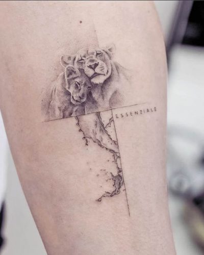 20 Unique Motherhood Tattoos for 2025: Embrace Maternal Bonds with Artistic Ink