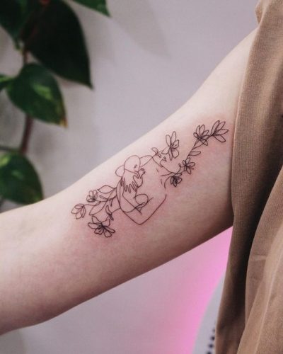 20 Unique Motherhood Tattoos for 2025: Embrace Maternal Bonds with Artistic Ink