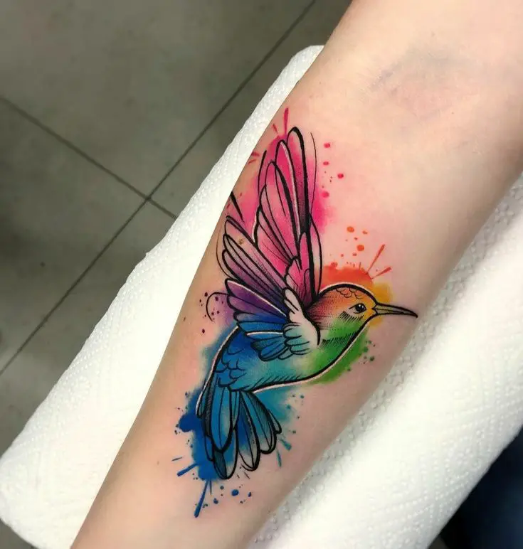 23 Stunning Hummingbird Tattoo Ideas: Geometric, Colorful, Minimalist, and Floral Designs