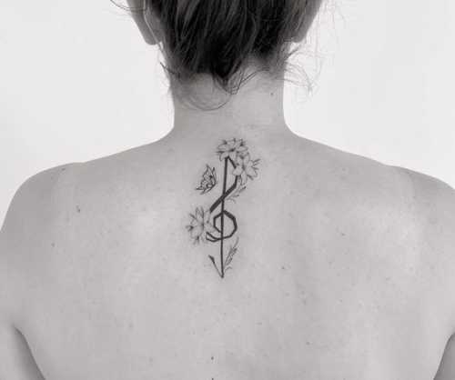 23 Small Spine Tattoos Ideas for Women