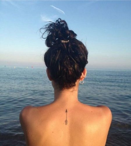 29 Stylish Neck Tattoo Ideas for Women