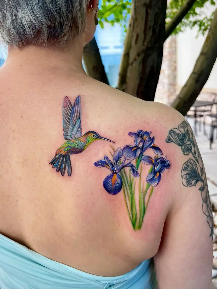 23 Stunning Hummingbird Tattoo Ideas: Geometric, Colorful, Minimalist, and Floral Designs