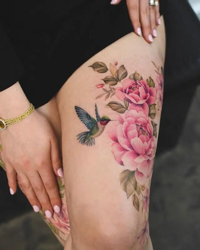 23 Stunning Hummingbird Tattoo Ideas: Geometric, Colorful, Minimalist, and Floral Designs