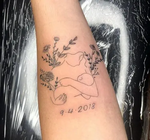 20 Unique Motherhood Tattoos for 2025: Embrace Maternal Bonds with Artistic Ink