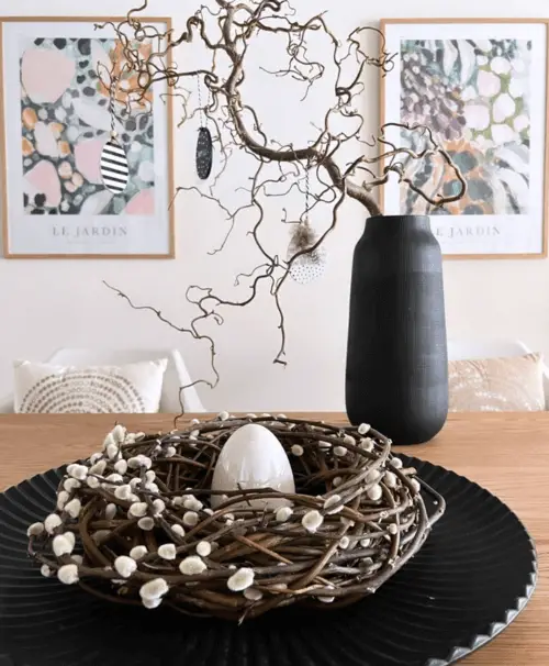 minimalist spring decor