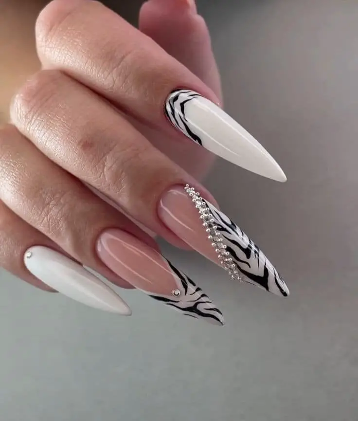 Gorgeous Stiletto Nails Summer Designs for 2025 – Trendy Colors & Pretty Ideas